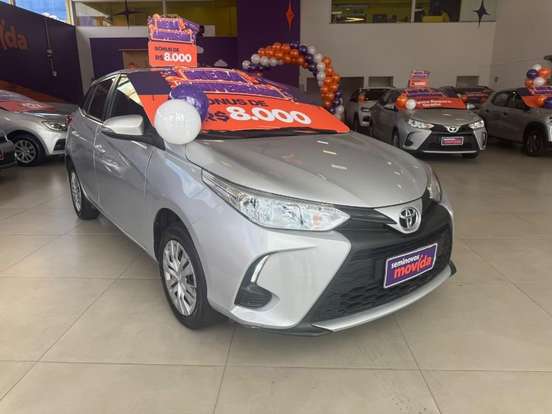 TOYOTA-YARIS-2024