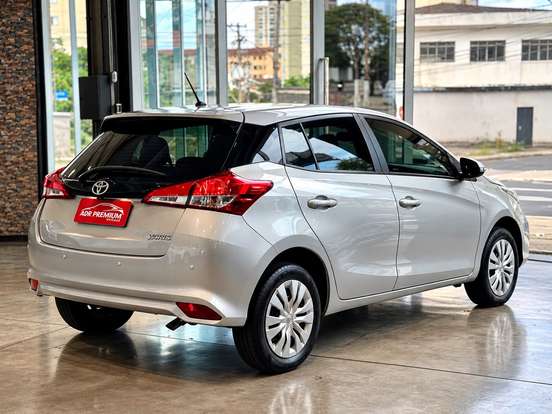 TOYOTA-YARIS-1.5 16V FLEX XL MULTIDRIVE TOYOTA-YARIS-2023