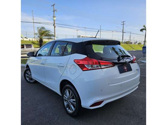 TOYOTA-YARIS-1.5 16V FLEX XL PLUS CONNECT MULTIDRIVE TOYOTA-YARIS-2020