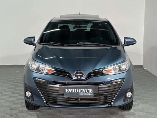 TOYOTA-YARIS-2020