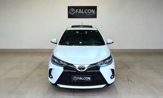TOYOTA-YARIS-2023