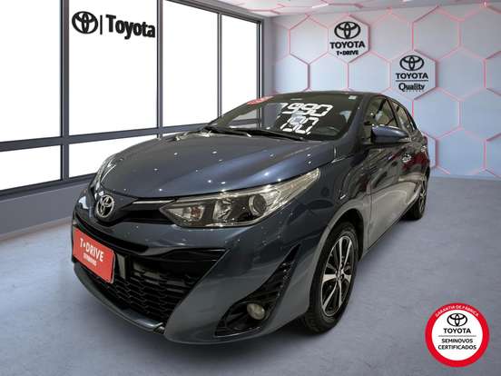 TOYOTA-YARIS-2018