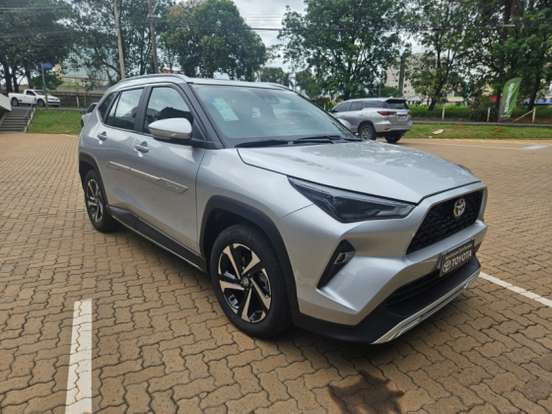 TOYOTA-YARIS CROSS-2026