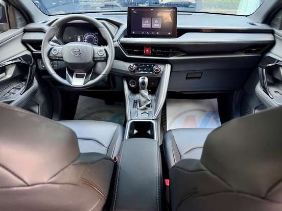 TOYOTA-YARIS CROSS-2026
