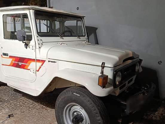 TOYOTA-BANDEIRANTE-4.0 OJ50LV-B 4X4 CHASSI LONGO DIESEL 2P MANUAL TOYOTA-BANDEIRANTE-1989