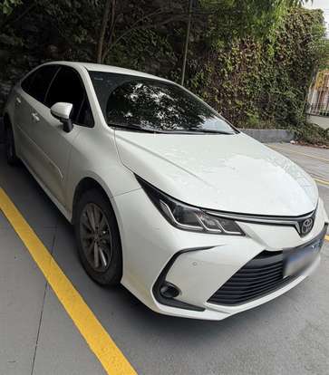 TOYOTA-COROLLA-2022