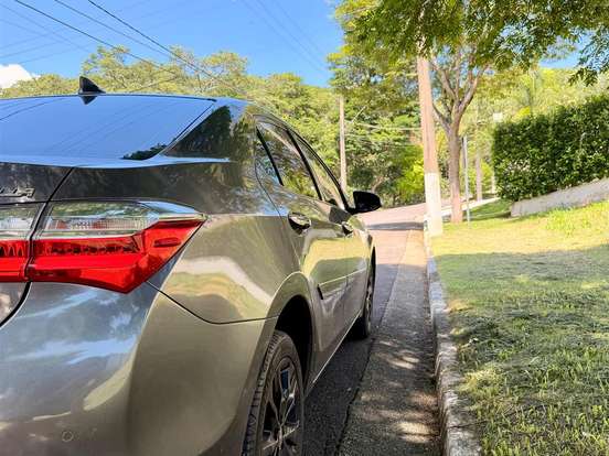TOYOTA-COROLLA-2.0 XEI 16V FLEX 4P AUTOMÁTICO TOYOTA-COROLLA-2018
