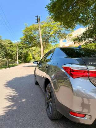 TOYOTA-COROLLA-2018