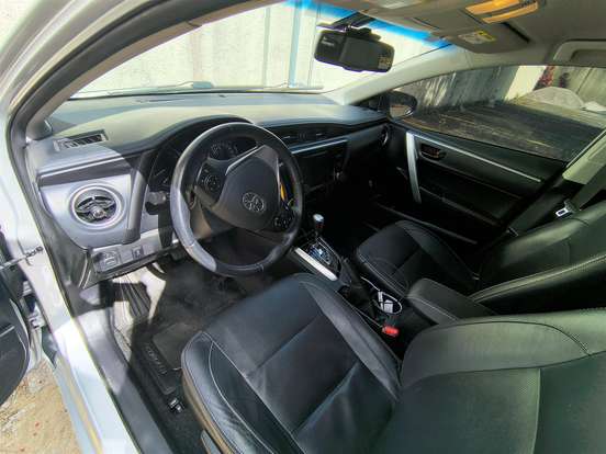 TOYOTA-COROLLA-2018