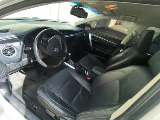 TOYOTA-COROLLA-2018