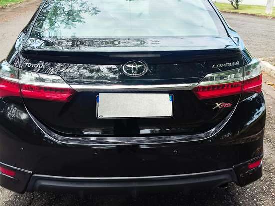 TOYOTA-COROLLA-2018