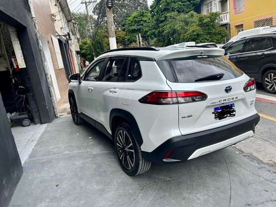 TOYOTA-COROLLA CROSS-2025