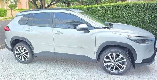 TOYOTA-COROLLA CROSS-2021