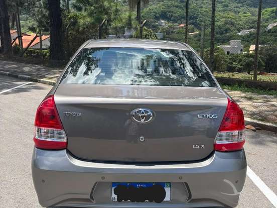 TOYOTA-ETIOS-1.5 X SEDAN 16V FLEX 4P AUTOMÁTICO TOYOTA-ETIOS-2017