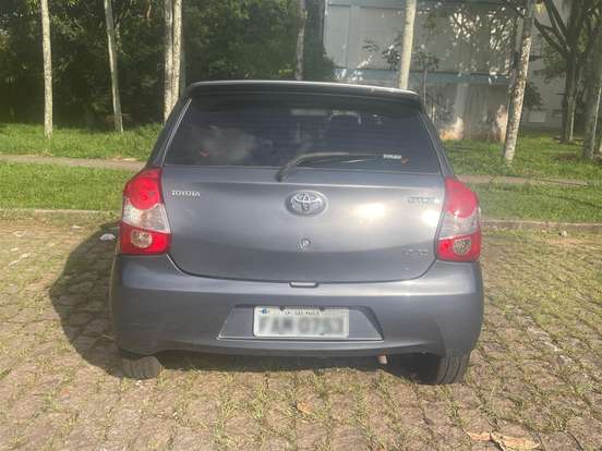 TOYOTA-ETIOS-1.3 XS 16V FLEX 4P MANUAL TOYOTA-ETIOS-2012