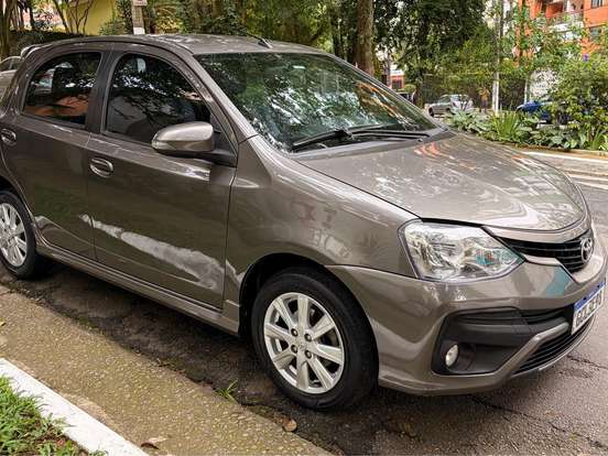 TOYOTA-ETIOS-1.5 XLS 16V FLEX 4P AUTOMÁTICO TOYOTA-ETIOS-2017