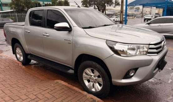 TOYOTA-HILUX-2.7 SRV 4X2 CD 16V FLEX 4P AUTOMÁTICO TOYOTA-HILUX-2018