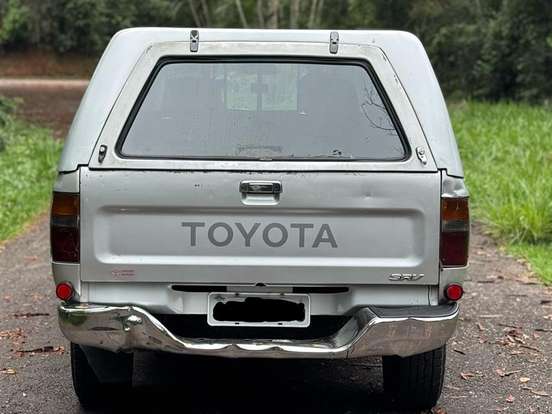 TOYOTA-HILUX-3.0 SRV 4X2 CD 8V DIESEL 4P MANUAL TOYOTA-HILUX-2001