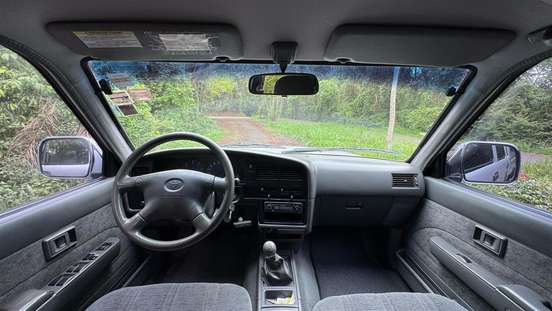 TOYOTA-HILUX-2001