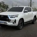 TOYOTA HILUX 2.8 D-4D TURBO DIESEL CD SRX 4X4 AUTOMÁTICO TOYOTA HILUX 2.8 D-4D TURBO DIESEL CD SRX 4X4 AUTOMÁTICO