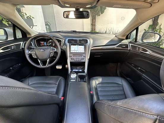 FORD-FUSION-2.0 SEL 16V GASOLINA 4P AUTOMÁTICO FORD-FUSION-2017