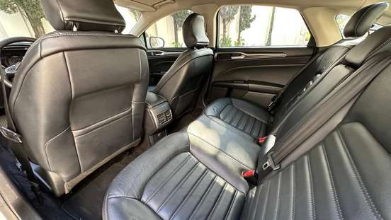 FORD-FUSION-2017