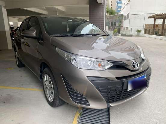 TOYOTA-YARIS-2020