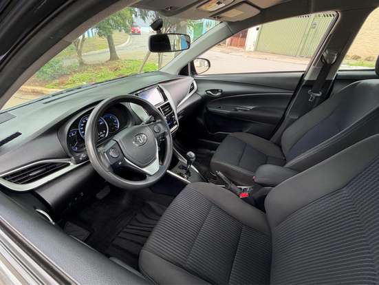 TOYOTA-YARIS-2020