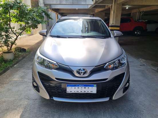 TOYOTA-YARIS-2018