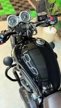 TRIUMPH-BONNEVILLE T120 BLACK 1200 TRIUMPH-BONNEVILLE T120 BLACK 1200-2018