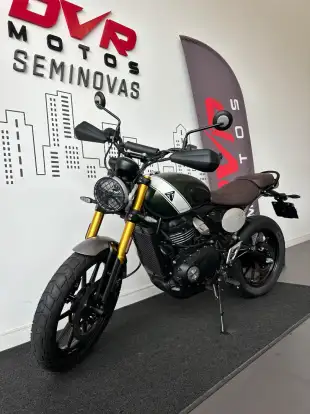 TRIUMPH-SCRAMBLER 400 X-2025