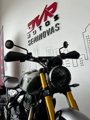 TRIUMPH-SCRAMBLER 400 X-2025