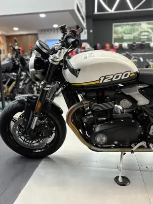 TRIUMPH-SPEED TWIN-2025