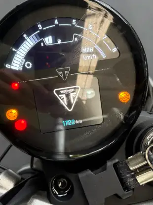 TRIUMPH-SPEED TWIN-2025