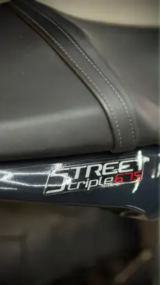 TRIUMPH-STREET TRIPLE 675 ABS-2015