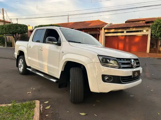 VOLKSWAGEN-AMAROK-2.0 HIGHLINE 4X4 CD 16V TURBO INTERCOOLER DIESEL 4P AUTOMÁTICO VOLKSWAGEN-AMAROK-2015