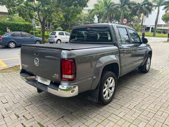 VOLKSWAGEN-AMAROK-2.0 HIGHLINE 4X4 CD 16V TURBO INTERCOOLER DIESEL 4P AUTOMÁTICO VOLKSWAGEN-AMAROK-2018
