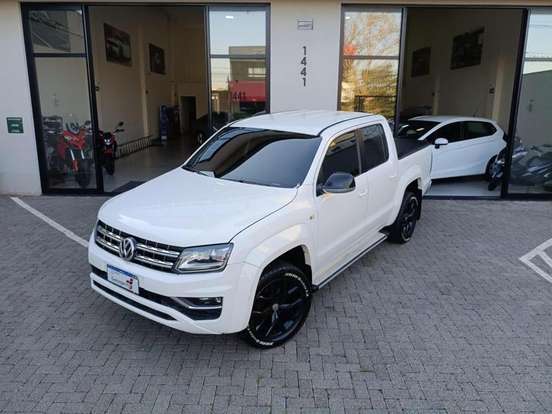 VOLKSWAGEN-AMAROK-2019