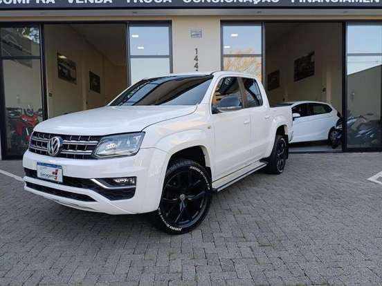 VOLKSWAGEN-AMAROK-2019