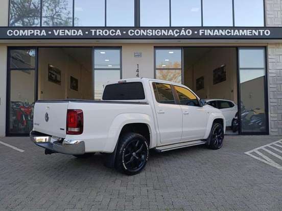 VOLKSWAGEN-AMAROK-2019