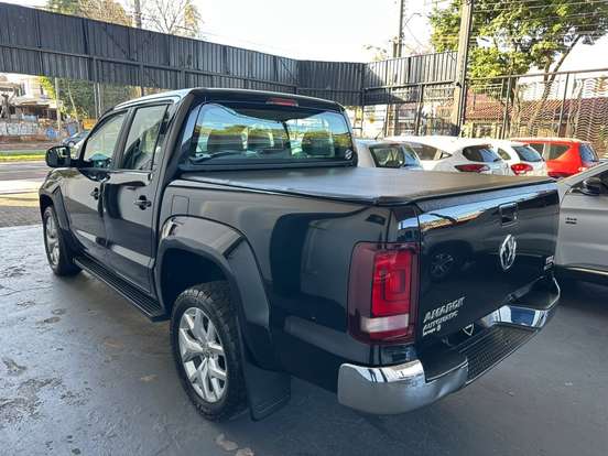 VOLKSWAGEN-AMAROK-2.0 HIGHLINE 4X4 CD 16V TURBO INTERCOOLER DIESEL 4P AUTOMÁTICO VOLKSWAGEN-AMAROK-2017