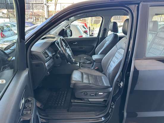 VOLKSWAGEN-AMAROK-2017