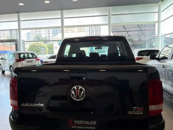 VOLKSWAGEN-AMAROK-3.0 V6 TDI DIESEL COMFORTLINE CD 4MOTION AUTOMÁTICO VOLKSWAGEN-AMAROK-2023