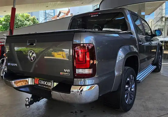 VOLKSWAGEN-AMAROK-2022