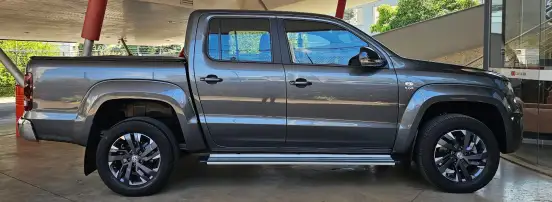 VOLKSWAGEN-AMAROK-2022