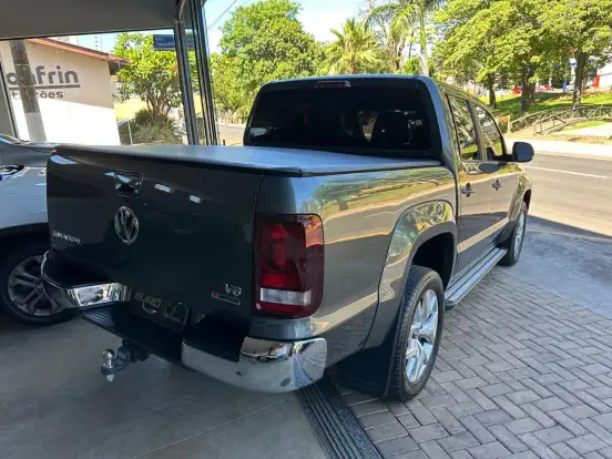 VOLKSWAGEN-AMAROK-2024