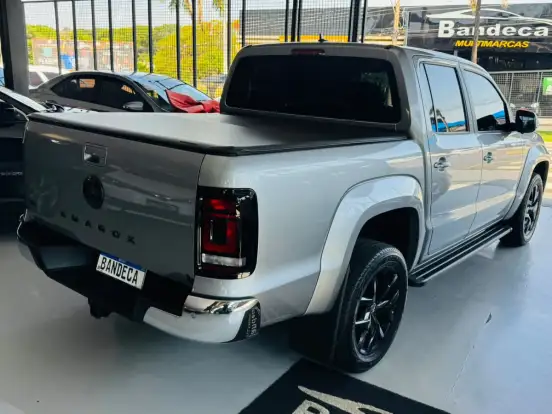 VOLKSWAGEN-AMAROK-3.0 V6 TDI DIESEL HIGHLINE CD 4MOTION AUTOMÁTICO VOLKSWAGEN-AMAROK-2024