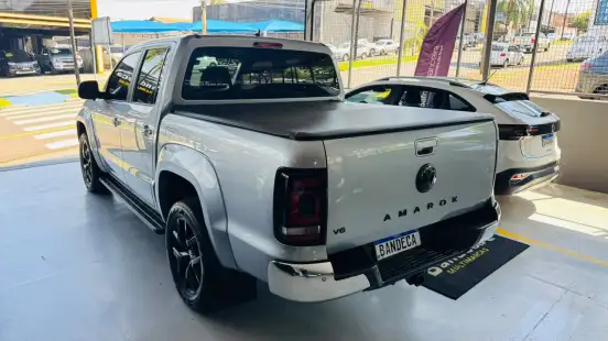 VOLKSWAGEN-AMAROK-2024