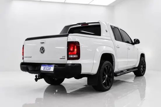 VOLKSWAGEN-AMAROK-2022