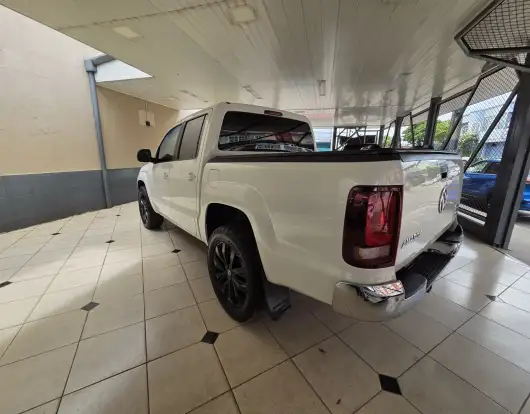 VOLKSWAGEN-AMAROK-2018